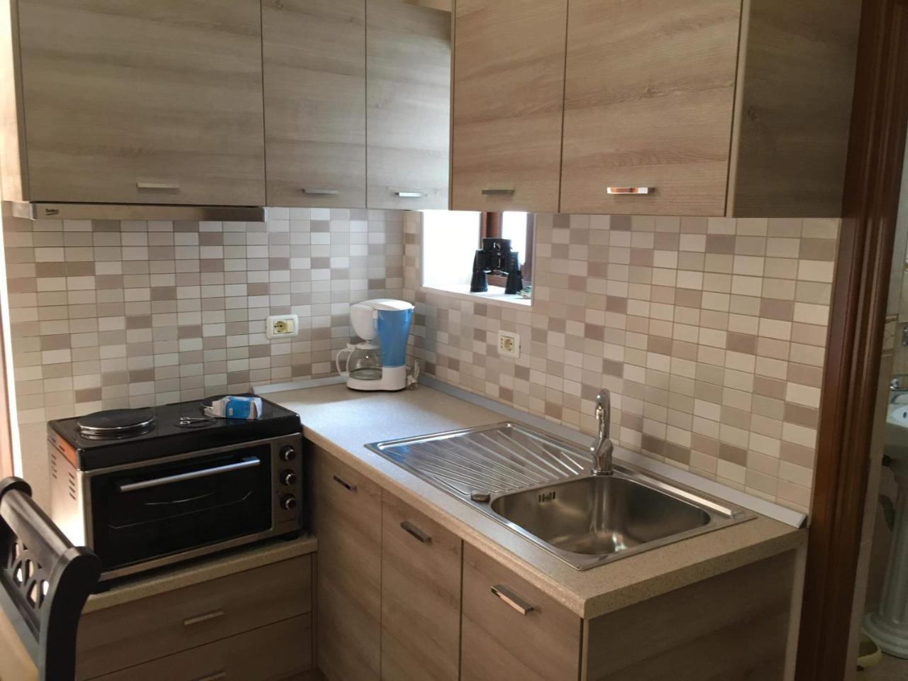 Romeo'S Guest House Берат Екстериор снимка